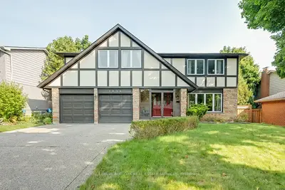 Detached in Burlington