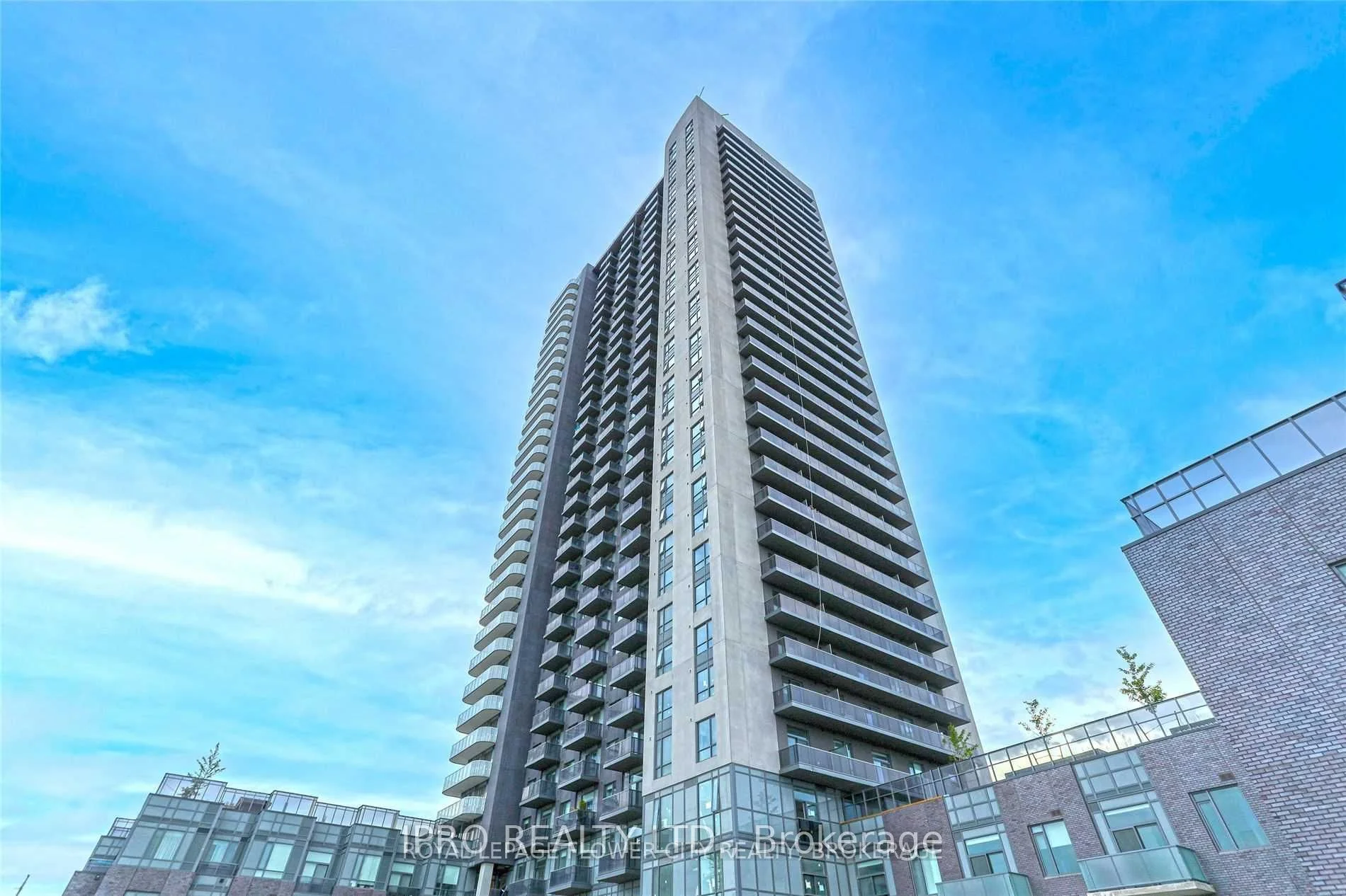 Condo Apartment in Mississauga