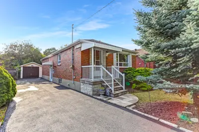 Detached in Toronto