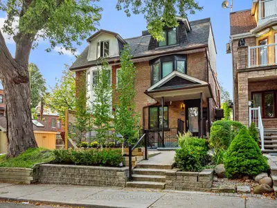 Detached in Toronto