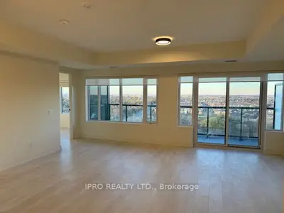 Condo Apartment in Milton