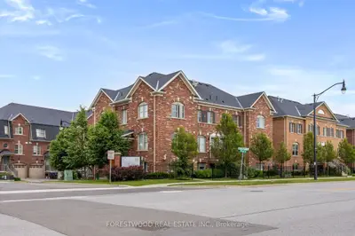 Condo Townhouse in Brampton