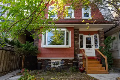 Detached in Toronto