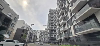 Condo Apartment in Oakville