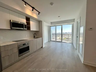 36 Zorra Street 2006, Toronto W08, On M8z 0g5