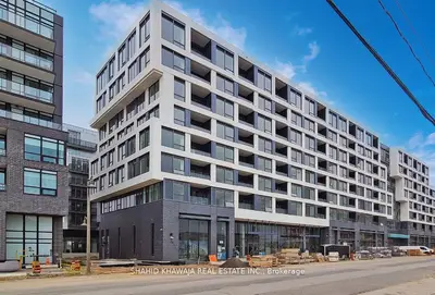 Condo Apartment in Oakville
