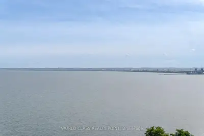 Condo Apartment in Burlington