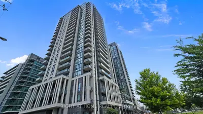 Condo Apartment in Toronto