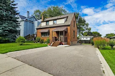 Detached in Toronto