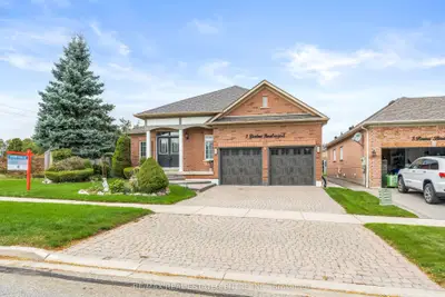 Detached in Halton Hills