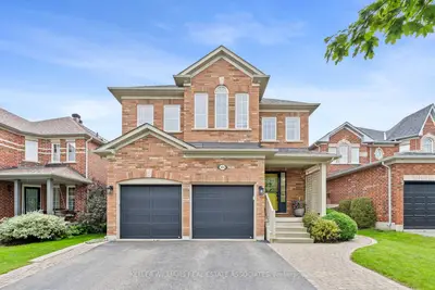 Detached in Halton Hills