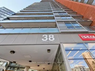 Condo Apartment in Toronto