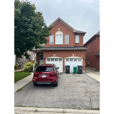 Detached in Brampton
