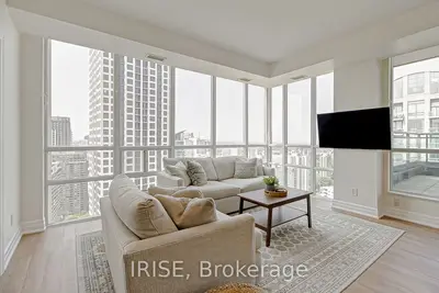 Condo Apartment in Mississauga