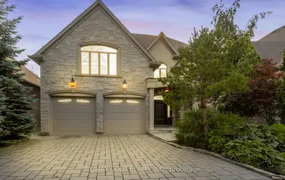 Detached in Burlington