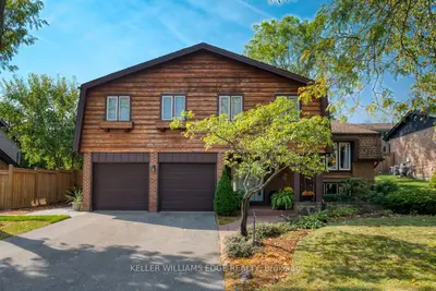 Detached in Burlington