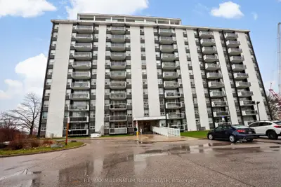 Condo Apartment in Toronto