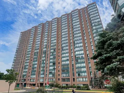 Condo Apartment in Mississauga