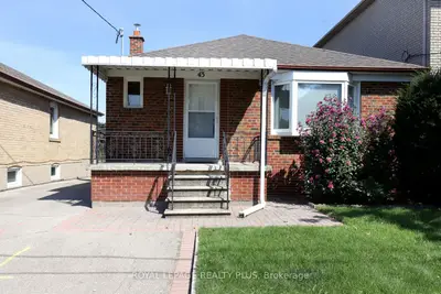Detached in Toronto