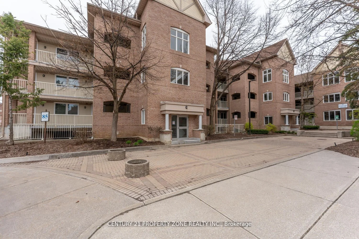 85 Bristol Road E 139, Mississauga, On L4z 3n8