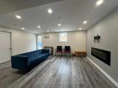 Lower Level in Milton