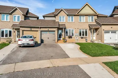 Att/Row/Townhouse in Caledon