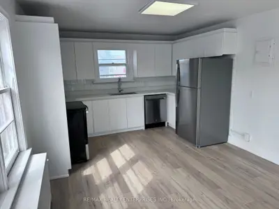 Upper Level in Mississauga