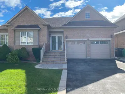 Detached in Brampton