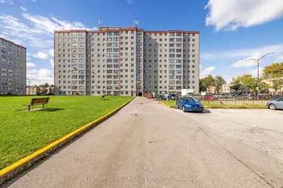 Condo Apartment in Toronto