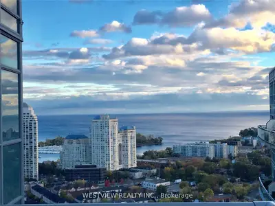 165 Legion Road 2731, Toronto W06, On M8y 0b3