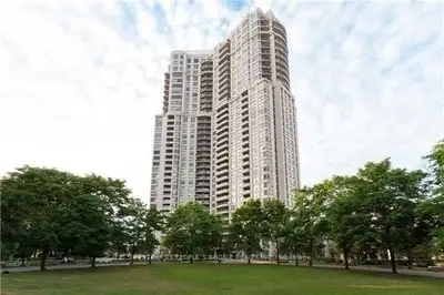 Condo Apartment in Mississauga