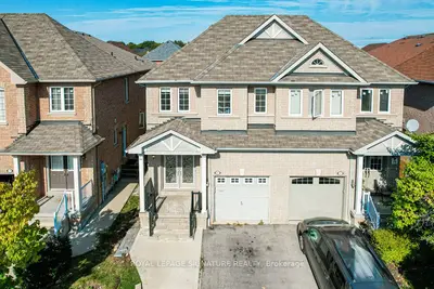 Semi-Detached in Mississauga