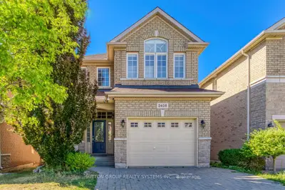 Detached in Oakville