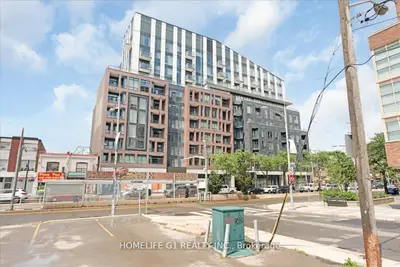 Condo Apartment in Toronto
