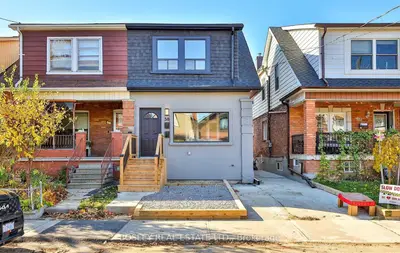 Duplex in Toronto