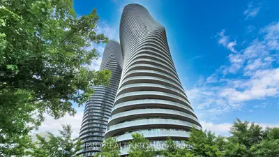 Co-op Apartment in Mississauga