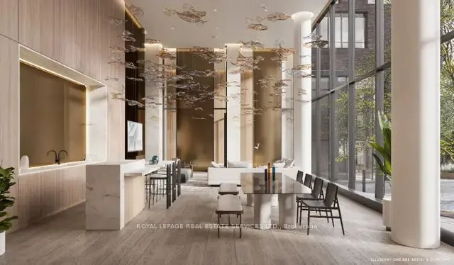 70 Mississauga Road S 707, Mississauga, ON L5H 2H3
