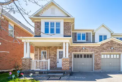 Att/Row/Townhouse in Milton