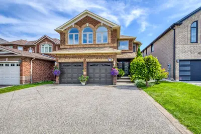 5443 Mcfarren Boulevard, Mississauga, On L5m 5y3