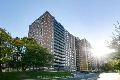 Condo Apartment in Toronto