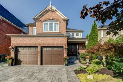 Detached in Mississauga