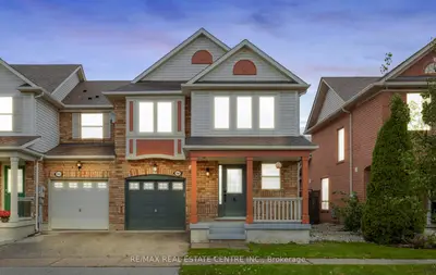 Att/Row/Townhouse in Milton