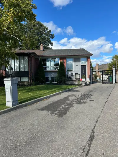 Semi-Detached in Brampton