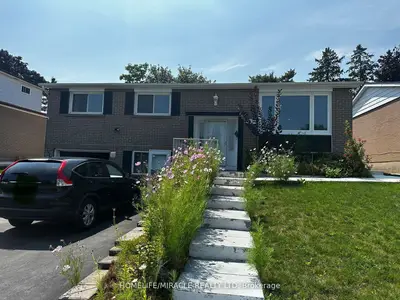 Detached in Brampton