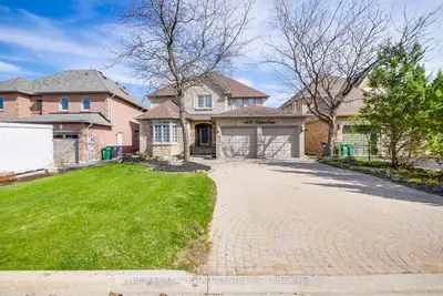 Detached in Mississauga