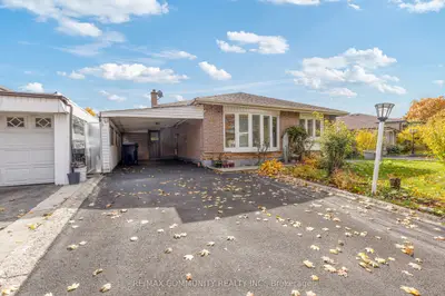 Detached in Toronto