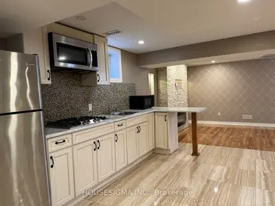 Lower Level in Milton