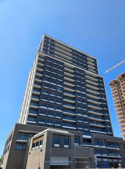 Condo Apartment in Milton