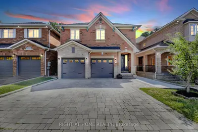 Detached in Toronto