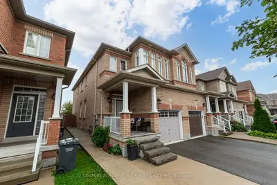 Semi-Detached in Mississauga